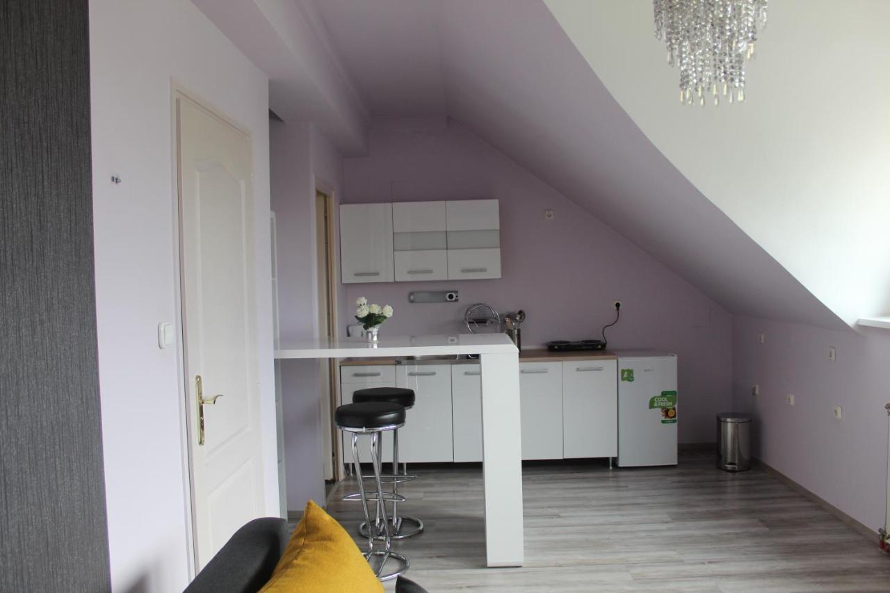 Sunny House Apartman Szegedin Exterior foto